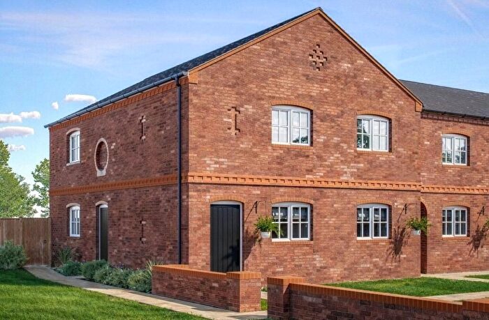 2 Bedroom Flat For Sale In Garrett Hall Fields, Mosley Common, M29