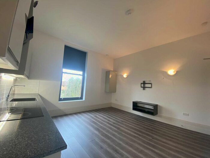 1 Bedroom Flat To Rent In Livingston Drive North, Liverpool L17