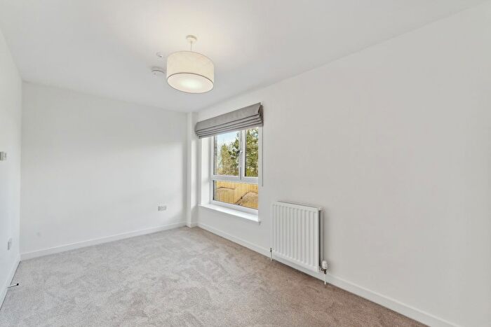 4 Bedroom Town House To Rent In Maltings Wynd, Dundashill, Glasgow, G4