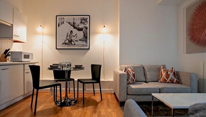 1 Bedroom Flat To Rent In Nottingham Place, London, Greater London, W1U