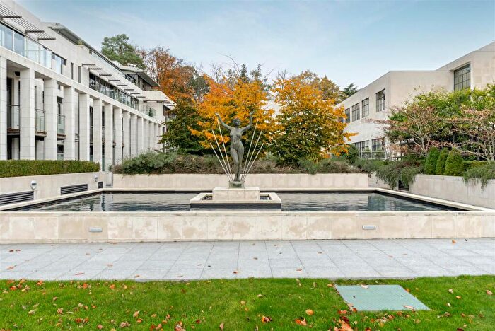 3 Bedroom Apartment To Rent In Charters Court, Sunningdale, SL5