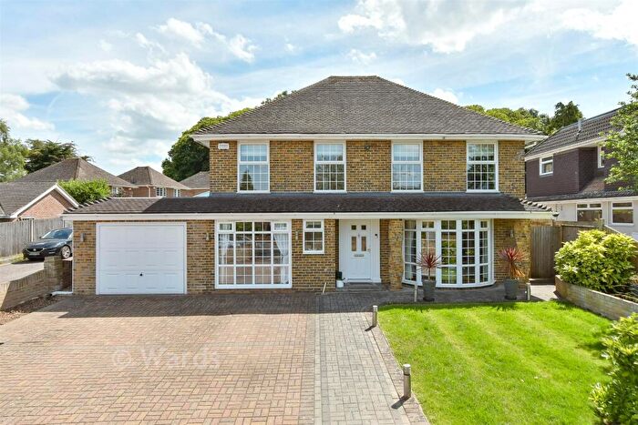 4 Bedroom Detached House For Sale In Fairview Avenue, Wigmore, Gillingham, Kent, ME8