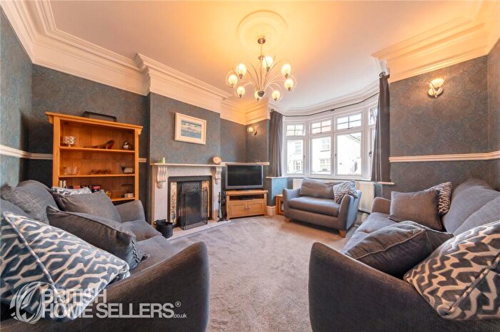 3 Bedroom Detached House For Sale In Johnson Road, Bromley, BR2