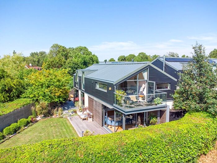 4 Bedroom Property For Sale In Marsworth Wharf, Marsworth, Tring, HP23
