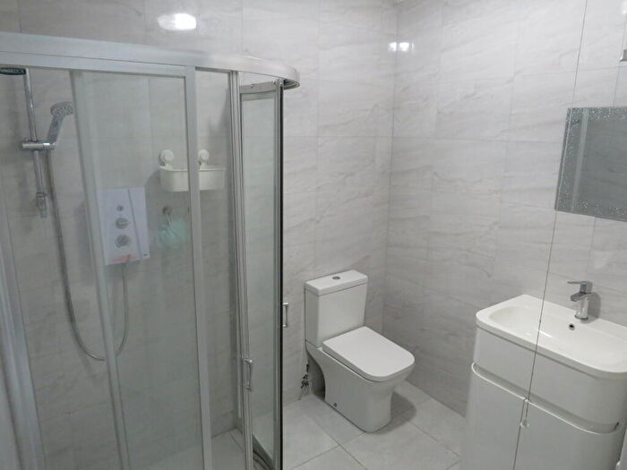 4 Bedroom Terraced House To Rent In Douglas Road, Oldbury, B68
