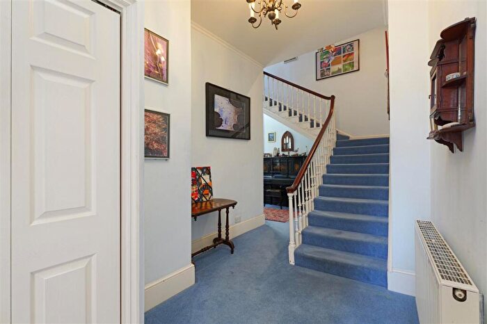 5 Bedroom Terraced House For Sale In Hugh House, Hugh Place, Faversham, ME13