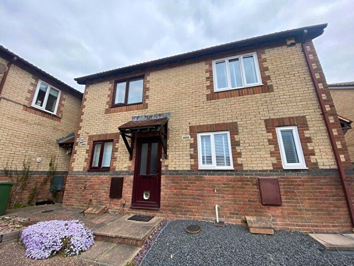 2 Bedroom Semi Detached House To Rent In Lewis Lane, Arundel, BN18