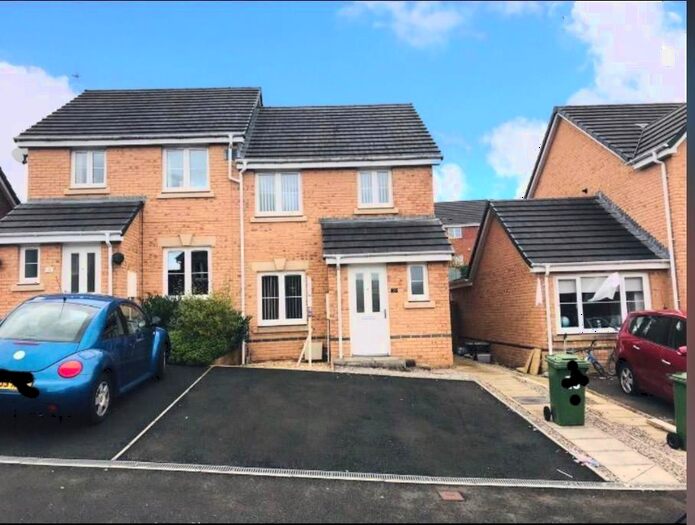 3 Bedroom Property To Rent In Ffordd Y Dolau, Llanharan, Pontyclun, CF72