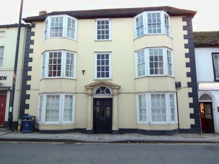2 Bedroom Flat To Rent In Northgate Street, Devizes, SN10