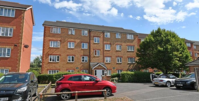 2 Bedroom Apartment To Rent In Pepys Court, Colthurst Gardens, Hoddesdon, Hertfordshire, EN11