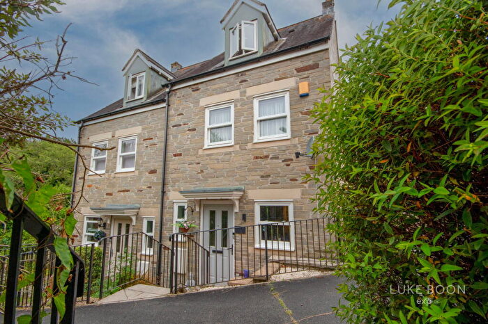 3 Bedroom Semi-Detached House For Sale In Dartmoor View, Saltash, PL12