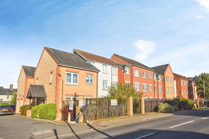 2 Bedroom Apartment For Sale In Railway Street, Braintree, CM7
