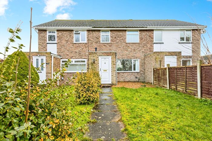 3 Bedroom Terraced House For Sale In Bramhall Rise, Northampton, Northamptonshire, NN5