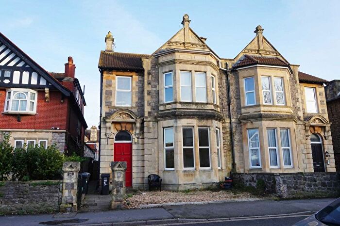 2 Bedroom Flat To Rent In Walliscote Road, Southward, BS23