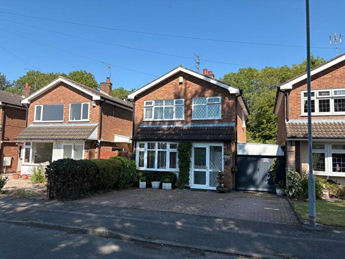 3 Bedroom Detached House For Sale In Wavertree Close, Cosby, Leicester, LE9