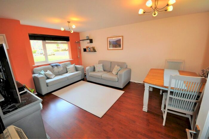 1 Bedroom Flat For Sale In Southwold Road, Watford, WD24