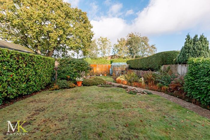 3 Bedroom Chalet For Sale In Woodbury Avenue, Bournemouth, BH8