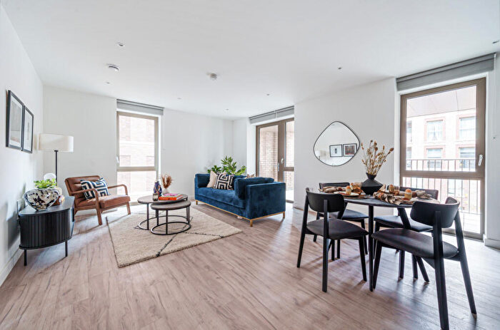 2 Bedroom Apartment To Rent In Bed, Nd Floor, Haweswater At Anchors Point In Gallions Reach, E16