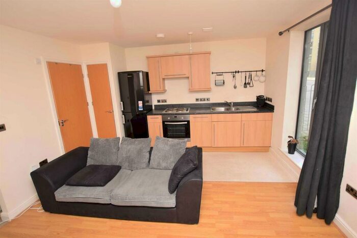 Flat To Rent In Charcot Road, Colindale, NW9