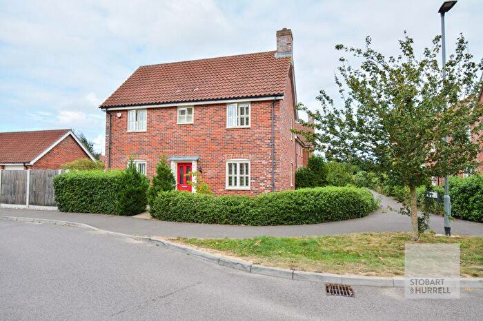 3 Bedroom Semi-Detached House For Sale In Wilson Road, Stalham, Norfolk, NR12