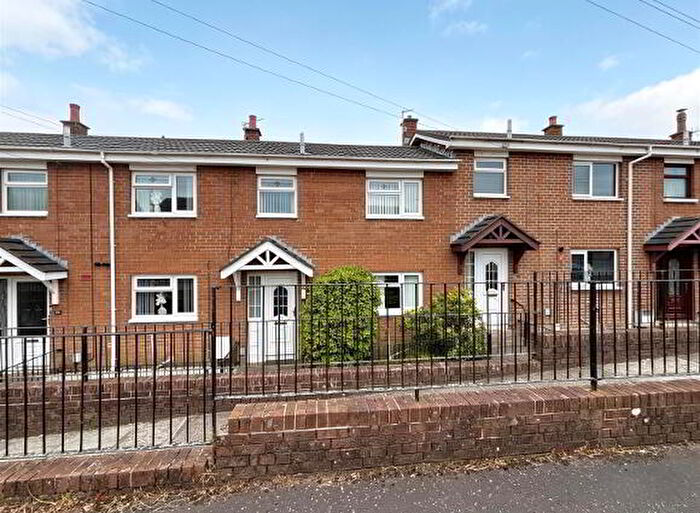 3 Bedroom Mid Terraced House For Sale In Wheatfield Drive, Belfast, BT14
