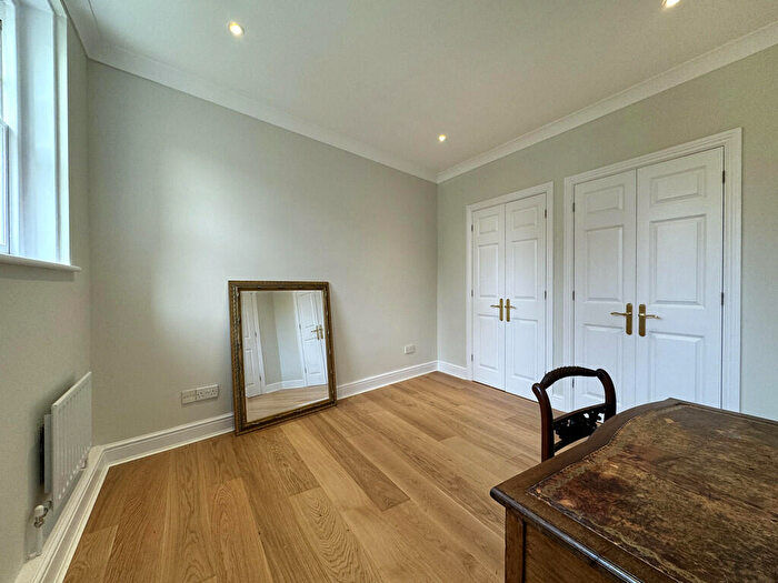2 Bedroom Apartment To Rent In London Road, Dorking, RH5