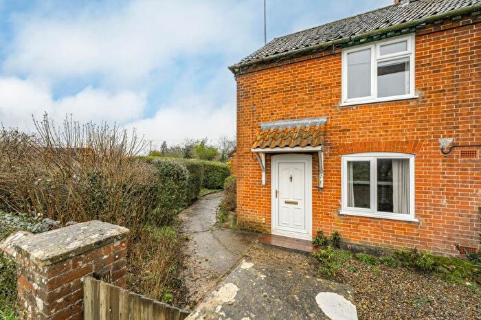 3 Bedroom Cottage For Sale In Hindolveston Road, Melton Constable, NR24