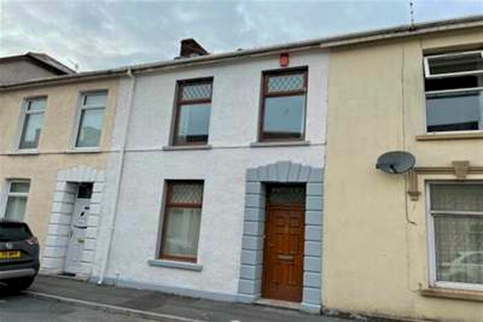 3 Bedroom House To Rent In Hick Street, Llanelli, Carmarthenshire, SA15
