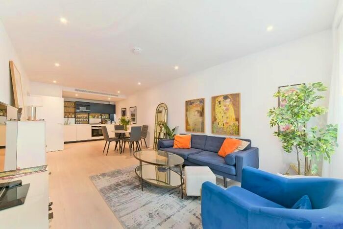 2 Bedroom Flat To Rent In Park Street, London, SW6