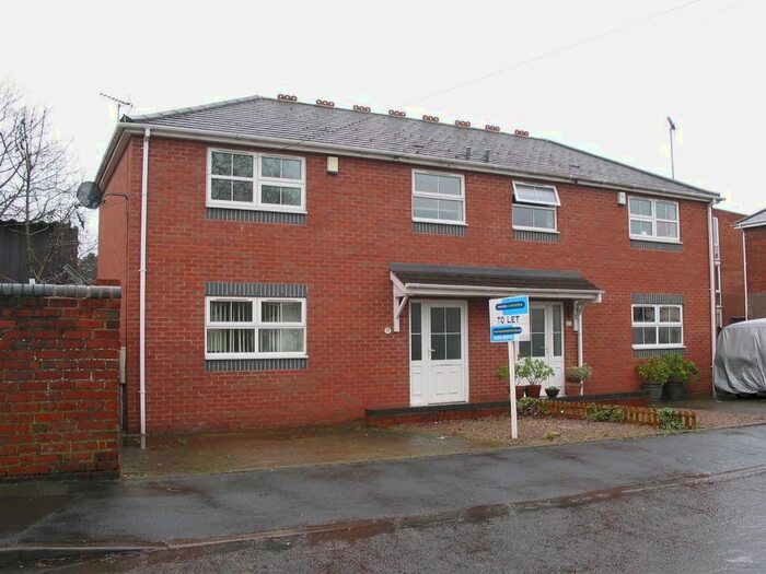 3 Bedroom Semi-Detached House To Rent In Holman Street, Kidderminster, Worcestershire, DY11