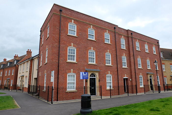 1 Bedroom Maisonette To Rent In Saxon Way, Great Denham, Bedford, MK40