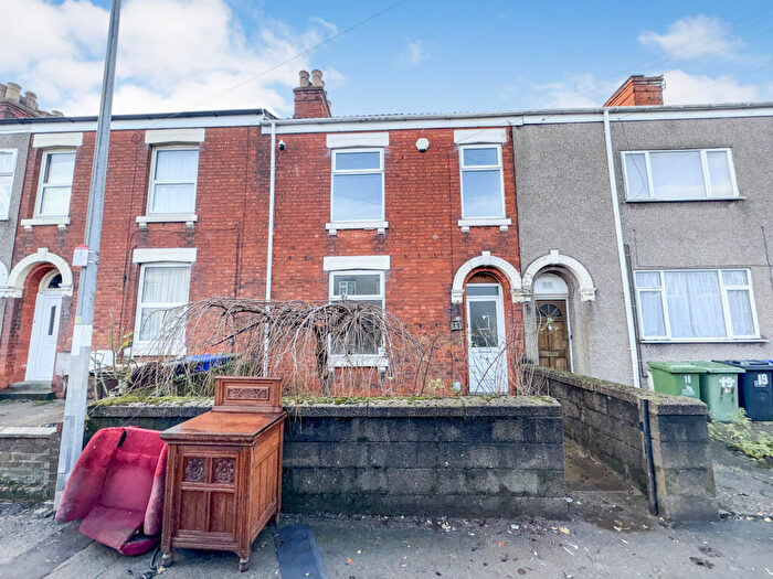 5 Bedroom Terraced House For Sale In Macaulay Street, Grimsby, DN31