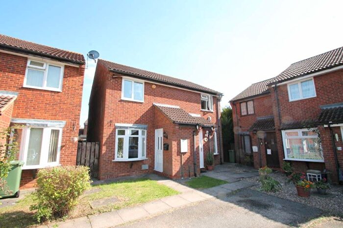 2 Bedroom Semi-Detached House To Rent In Perracombe, Furzton, Milton Keynes, MK4