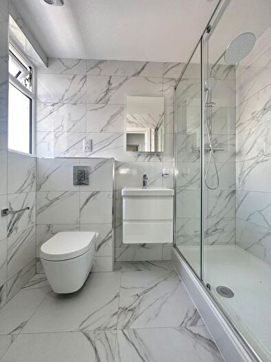 1 Bedroom Flat To Rent In Greenford Road, Greenford, UB6