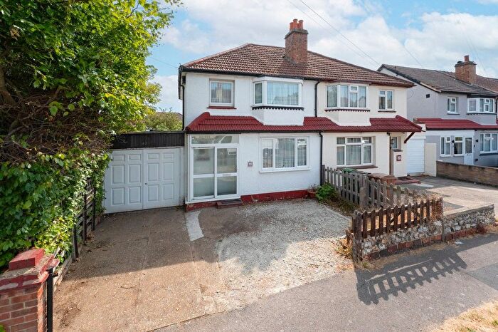 3 Bedroom Semi Detached House For Sale In Florian Avenue, Sutton, SM1