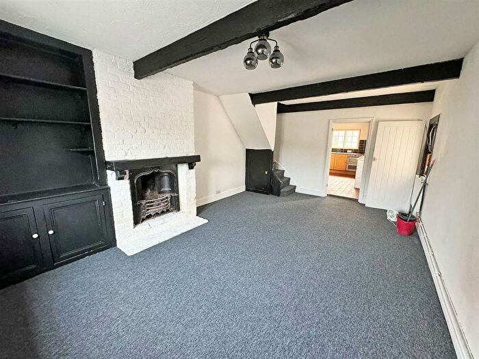 3 Bedroom End Of Terrace House For Sale In Bull Lane, Newington, Sittingbourne, ME9