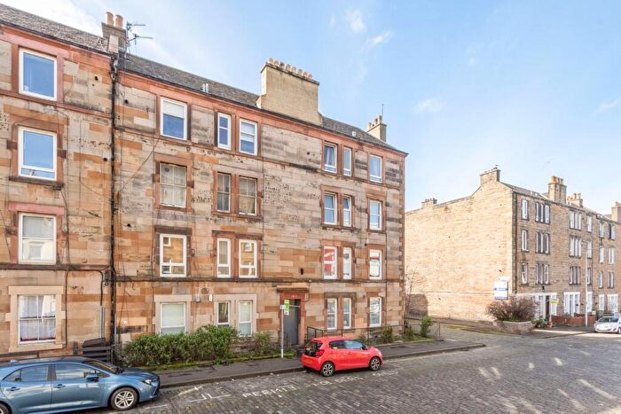 1 Bedroom Flat For Sale In Wheatfield Street, Edinburgh, EH11