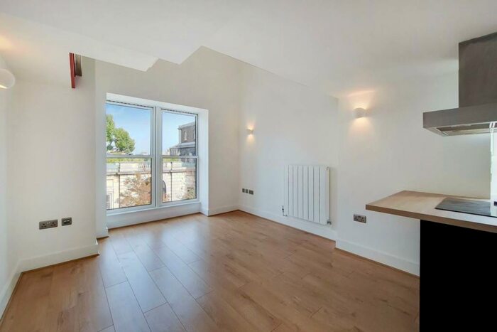 3 Bedroom Flat To Rent In Building, Woolwich Riverside, London, SE18