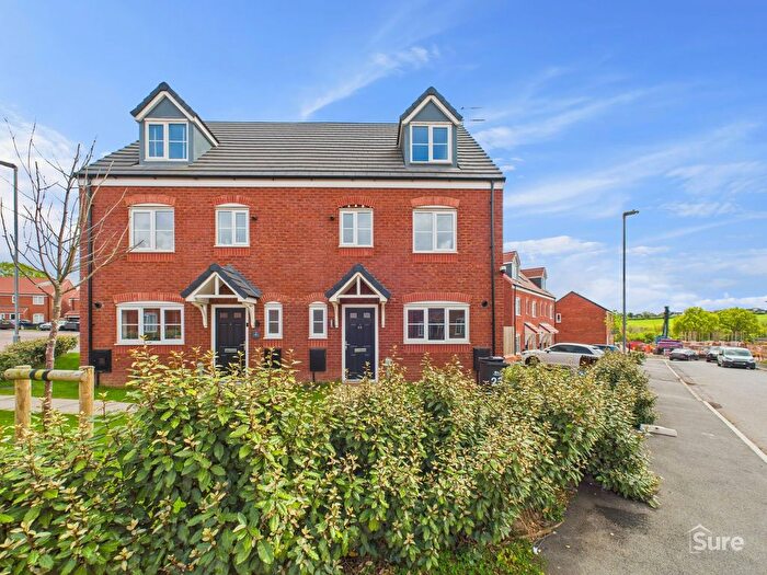 4 Bedroom Town House To Rent In Beveridge Road, Anslow, DE13
