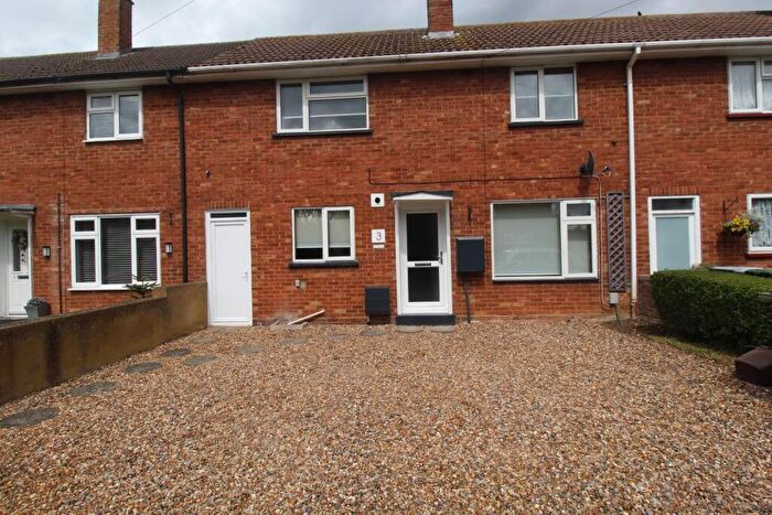 3 Bedroom Terraced House To Rent In Prince William Close, Stotfold, Hitchin, SG5