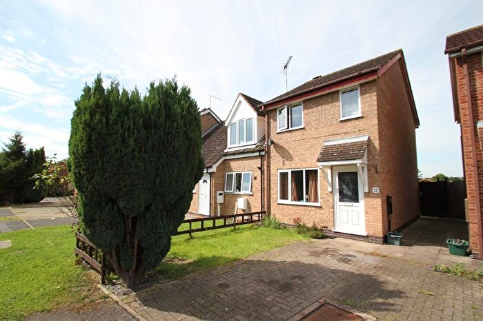 2 Bedroom Semi-Detached House To Rent In Best Close, Wigston, LE18