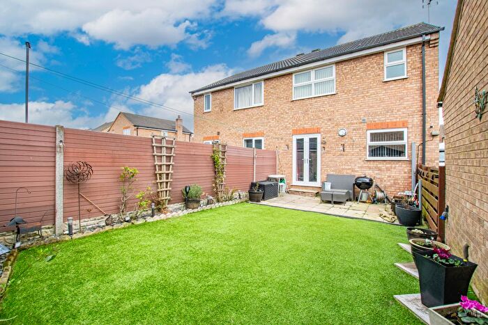 3 Bedroom Semi-Detached House For Sale In Old Farm Way, Brayton, North Yorkshire, YO8