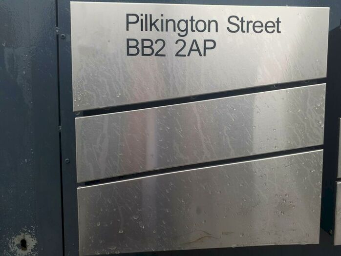 2 Bedroom Flat To Rent In Pilkington Street, Town Centre, Blackburn, BB2