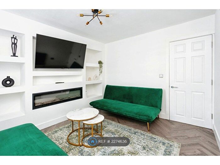 4 Bedroom Semi-Detached House To Rent In St. Marys Road, Tonbridge, TN9