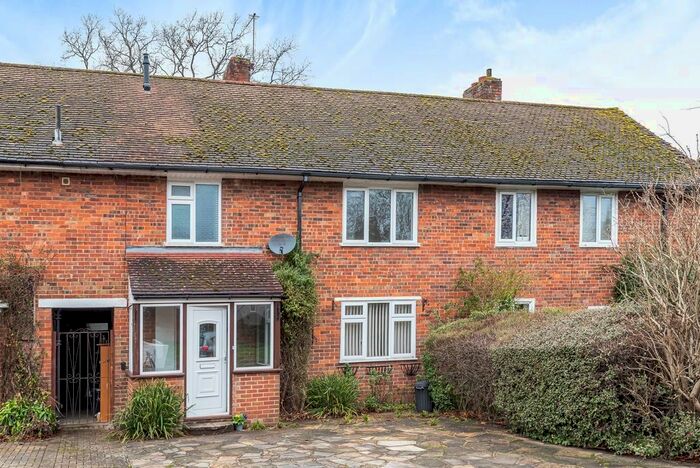 3 Bedroom Terraced House To Rent In Faringdon Avenue, Bromley, BR2