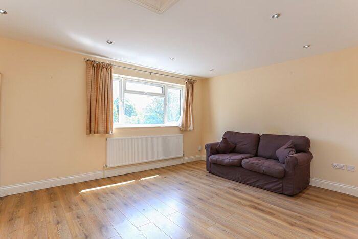 1 Bedroom Flat To Rent In Roxeth Green Avenue, South Harrow, HA2