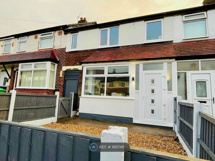 3 Bedroom Terraced House To Rent In Caldecott Road, Manchester, M9