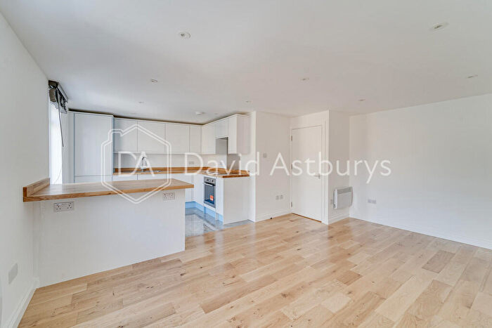 1 Bedroom Flat To Rent In Holloway Road, Holloway, London, N7