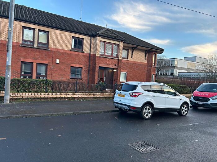 2 Bedroom Flat To Rent In Reid Street, Glasgow, G40