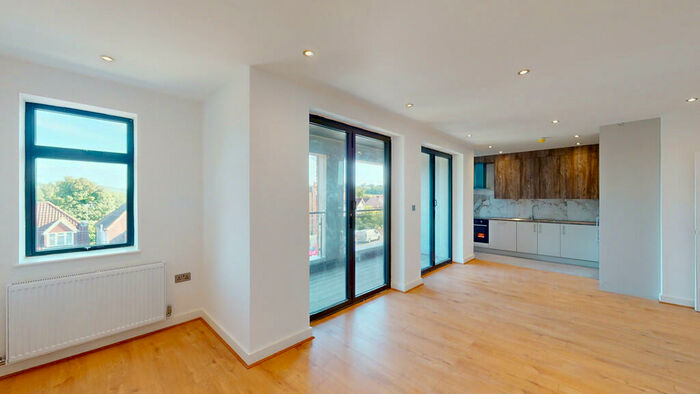 2 Bedroom Apartment To Rent In Two Bedroom Apartment To Rent In Coulsdon, CR5